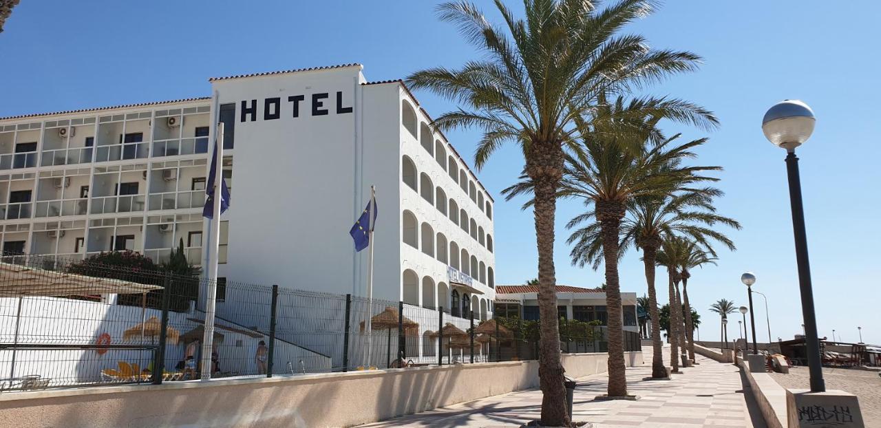 Medplaya Hotel Vistamar Costa Dorada โอสปิตาเล็ต เด ลินฟันต์ ภายนอก รูปภาพ