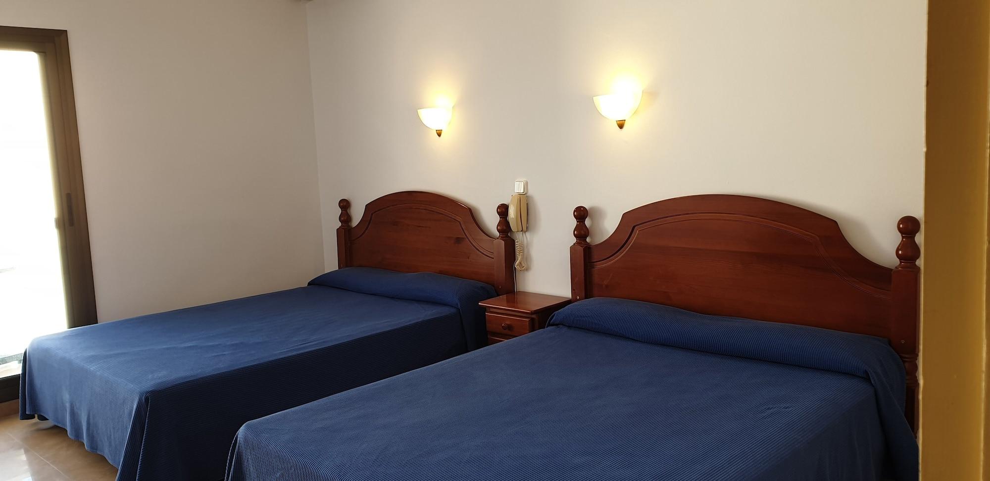 Medplaya Hotel Vistamar Costa Dorada โอสปิตาเล็ต เด ลินฟันต์ ภายนอก รูปภาพ